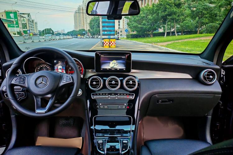 Used Mercedes-Benz GLC 2018 Facelift GLC 200 4MATIC
