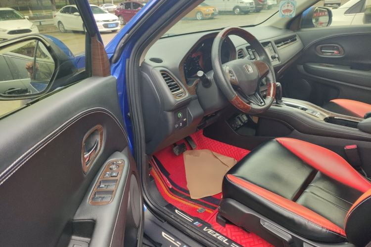 Used Honda Vezel 2015 1.5L CVT two-wheel drive Comfort trim
