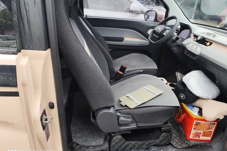 Used Chery QQ Ice Cream 2022 170km Sundae Phosphate Lithium-Ion
