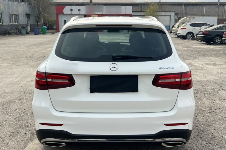 Used Mercedes-Benz GLC 2019 Facelift GLC 260 L 4MATIC Luxury Model
