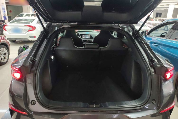 Used Changan UNI-T 2020 1.5T Prestige Version
