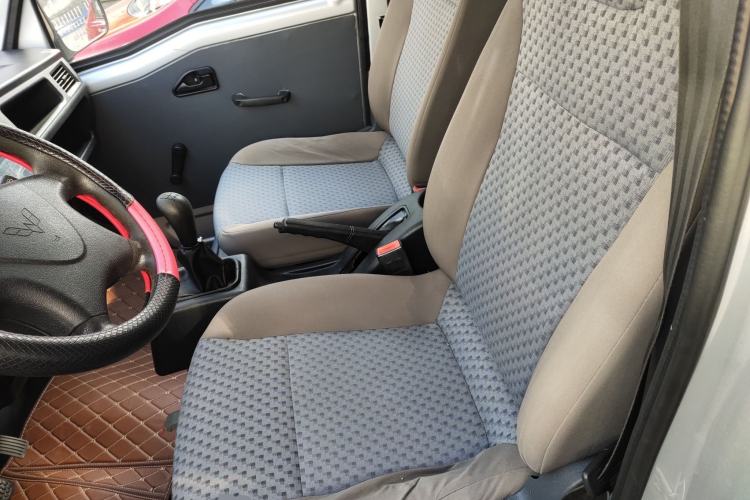 Used Wuling Zhiguang 2015 1.2L Practical LS-I Model
