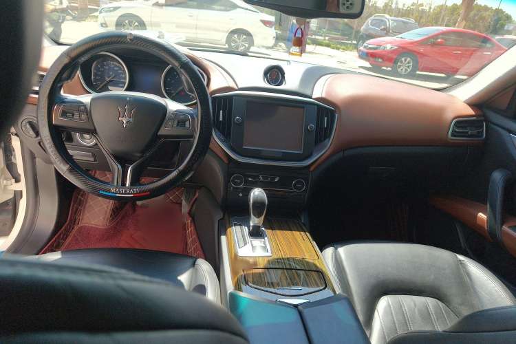 Used Maserati Ghibli 2014 3.0T Standard Edition
