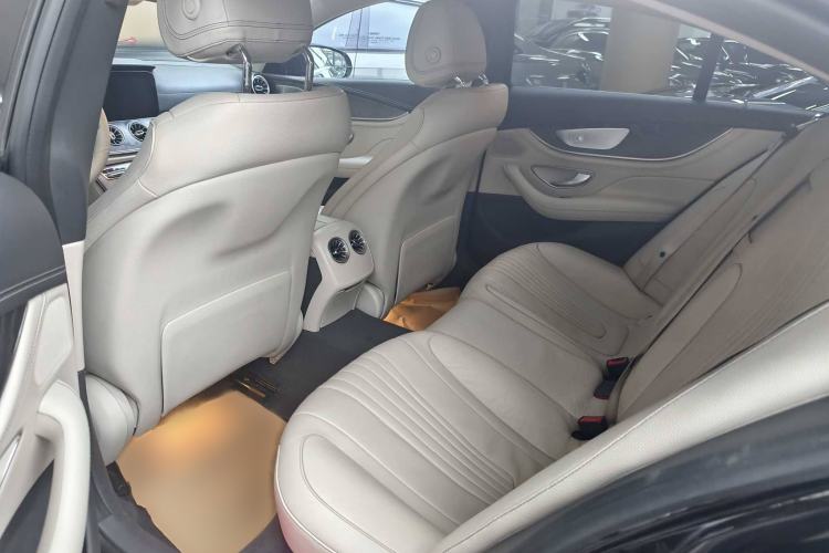 Used Mercedes-Benz CLS 2018 CLS 300 Dynamic Edition
