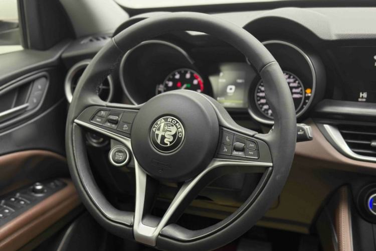 Used Alfa Romeo Stelvio 2017 2.0T 200HP Elite Edition
