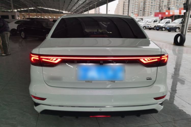 Used Geely Auto Emgrand 2023 4th Generation Champion Edition 1.5L CVT Prestige Model
