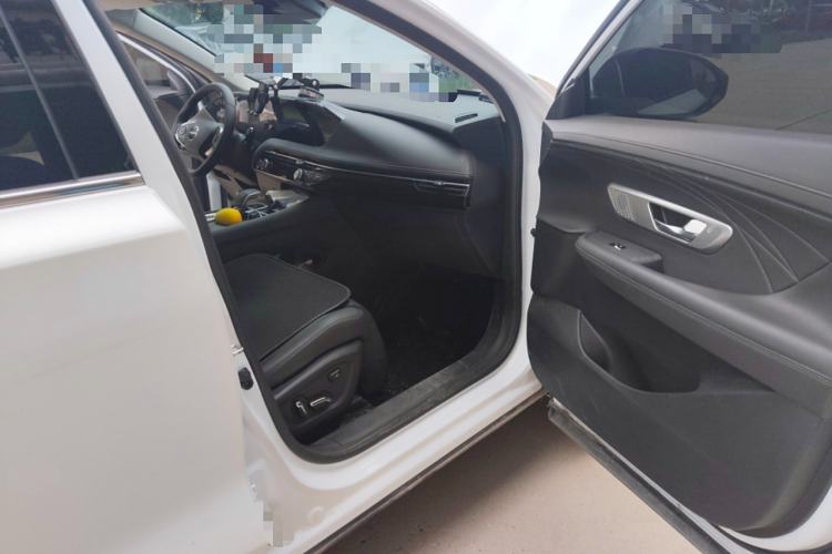 Used Dongfeng Aeolus Huge 2022 Mach Dual-Motor 1.5T MHD Dare-to-Dream Edition
