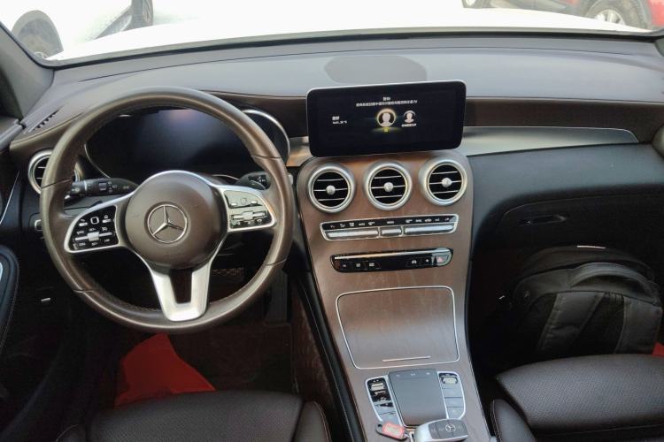 Used Mercedes-Benz GLC 2020 GLC 300 L 4MATIC Dynamic Edition
