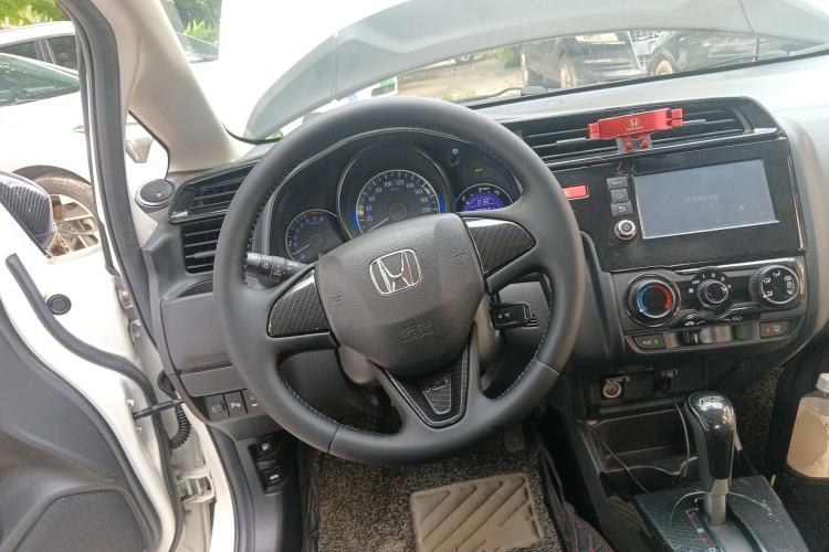 Used Honda Fit 2016 1.5L LXS CVT Comfort Sunroof Version
