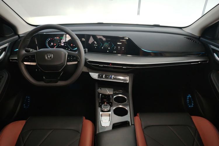 Used Changan Eado 2023 Changan Edition PLUS Blue Whale NE 1.4T GDI DCT Prestige Version