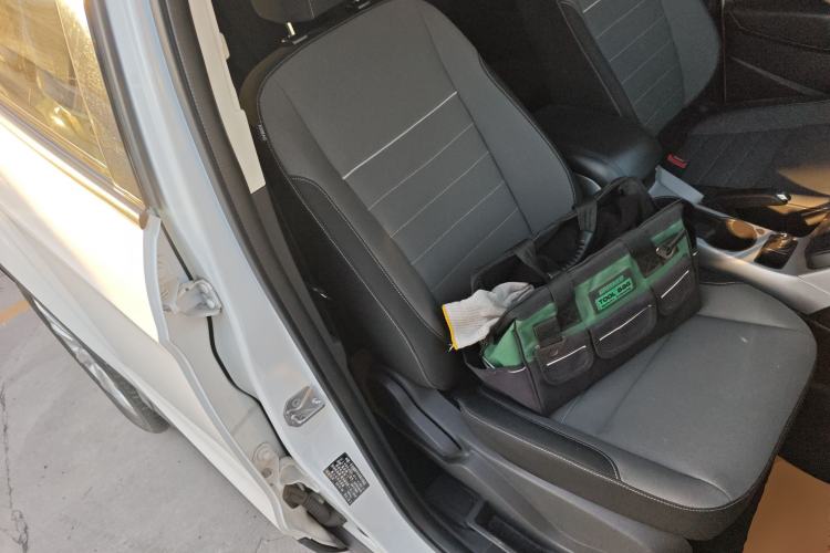 Used Ford Kuga 2015 1.5L GTDi Two-Wheel-Drive Comfort Model
