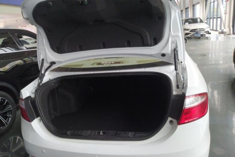 Used Chery Arrizo 7 2015 1.6L Manual ZhiShang Edition
