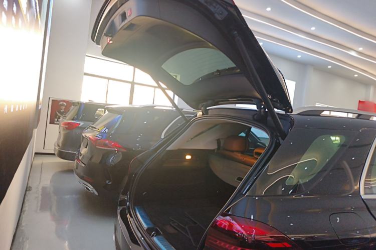 Used Mercedes-Benz GLE 2024 GLE 450 4MATIC Stylish Model
