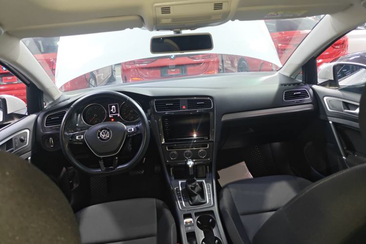 Used Volkswagen Golf 2020 200TSI DSG Comfortable and Ambitious Edition
