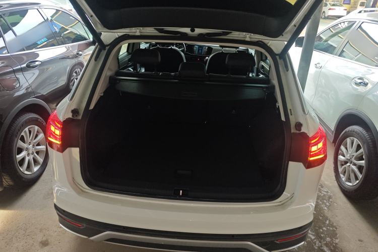 Used Volkswagen Tayron 2019 330TSI Two-Wheel Drive Luxury Model China VI Standard