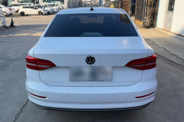 Used Volkswagen Lavida 2021 1.5L Automatic Comfort Edition
