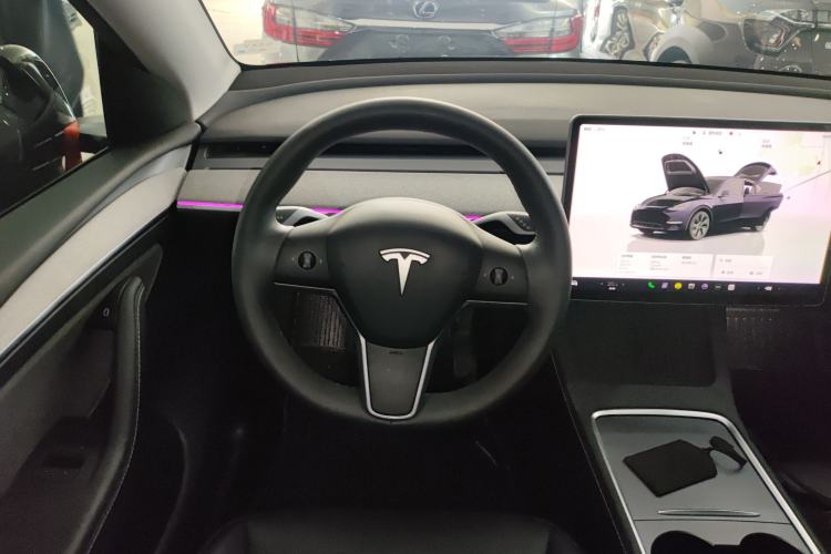 Used Tesla Model Y 2023 Rear-Wheel-Drive Version