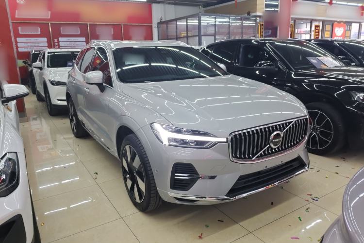 Used Volvo XC60 New Energy 2025 Plug-in Hybrid Long-Range All-Wheel Drive Smart & Luxurious Edition