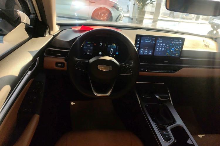 Used Geely Auto Emgrand 2025 4th Generation 1.5L CVT Flagship Version
