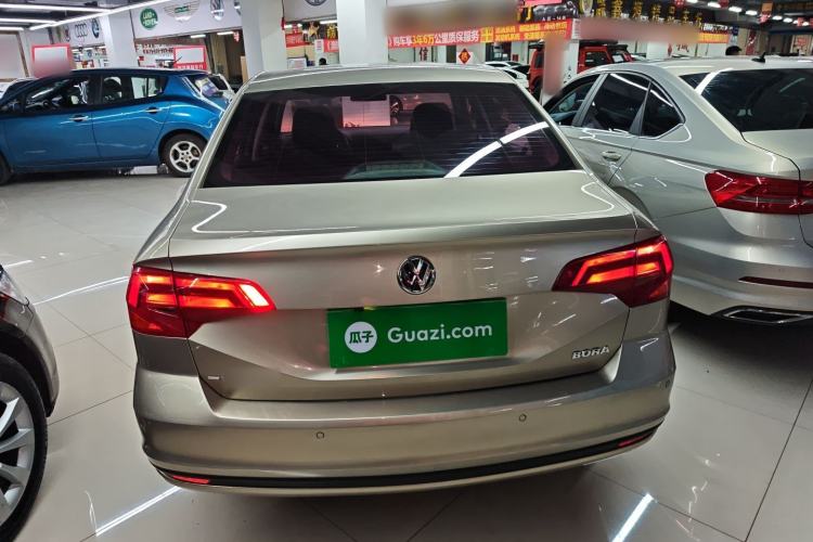 Used Volkswagen Bora 2018 1.5L Automatic Fashion Model
