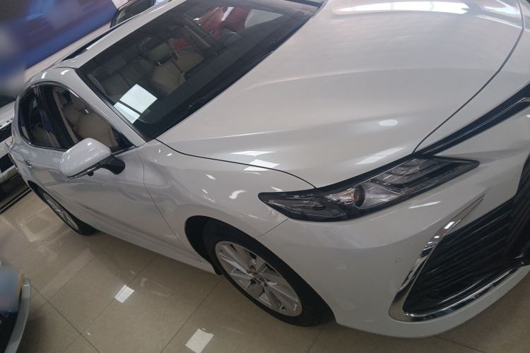 Used Toyota Camry 2021 2.0G Luxury Edition
