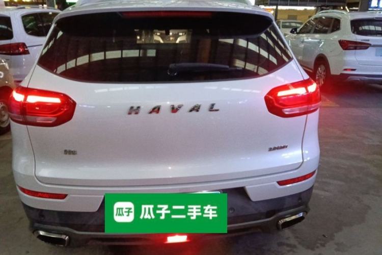 Used Haval H6 2017 Red Label 2.0T Automatic Two-Wheel Drive ZhiShang Model