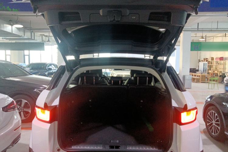 Used Land Rover Range Rover Evoque 2018 240 PS SE Smart Brilliance Edition
