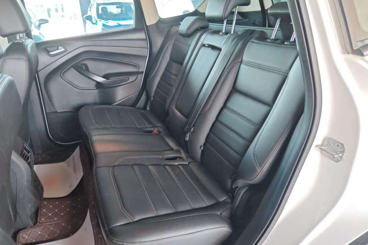 Used Ford Kuga 2019 EcoBoost 180 Two-Wheel-Drive Platinum Edition China VI Standard
