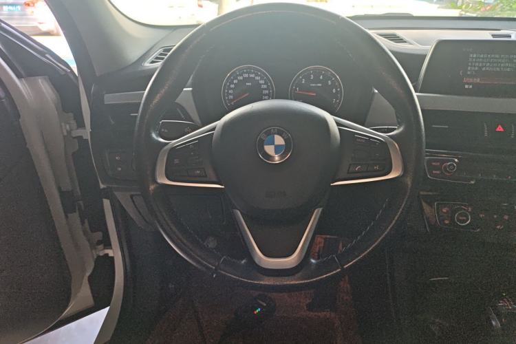 Used BMW X1 2019 sDrive20Li Leading Model
