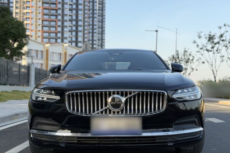 Used Volvo S90 2022 B5 Zhiyuan Luxury Edition
