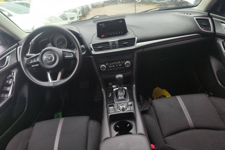 Used Mazda Mazda 3 Axela 2017 Sedan 1.5L Automatic Luxury Model Emission Standard China V
