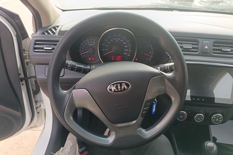 Used Kia K2 2015 Sedan 1.4L Automatic GLS
