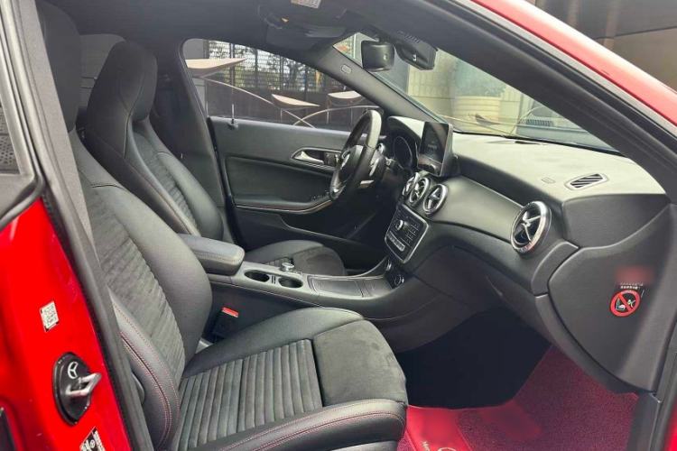 Used Mercedes-Benz CLA 2018 CLA 220 4MATIC
