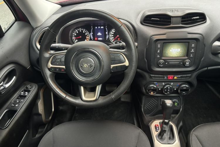 Used  Renegade 2017 180T Automatic Jingneng Edition
