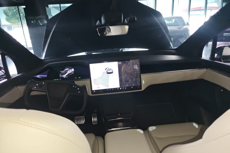 Used Tesla Model X 2023 Three-Motor All-Wheel-Drive Plaid Version
