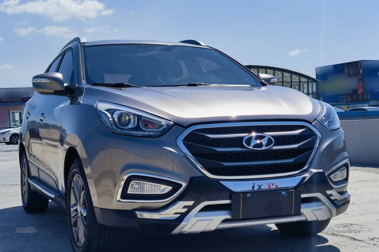 Used Hyundai ix35 2015 2.0L Automatic 2WD Smart Version China V Standard
