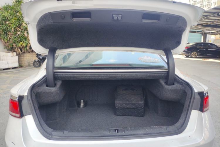 Used Geely Auto Emgrand GT 2020 Revised 1.8T Navigation Edition