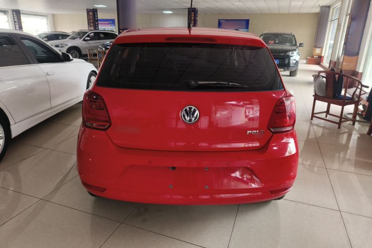 Used Volkswagen Polo 2016 1.6L Automatic Comfort Model

