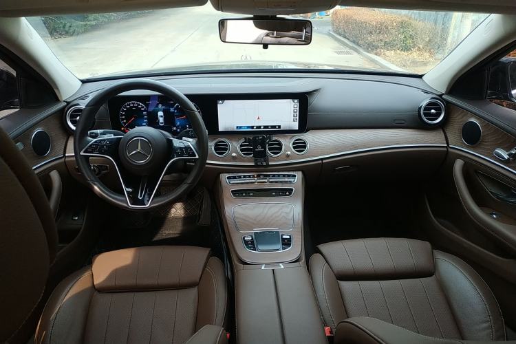 Used Mercedes-Benz E-Class 2022 E 260 L
