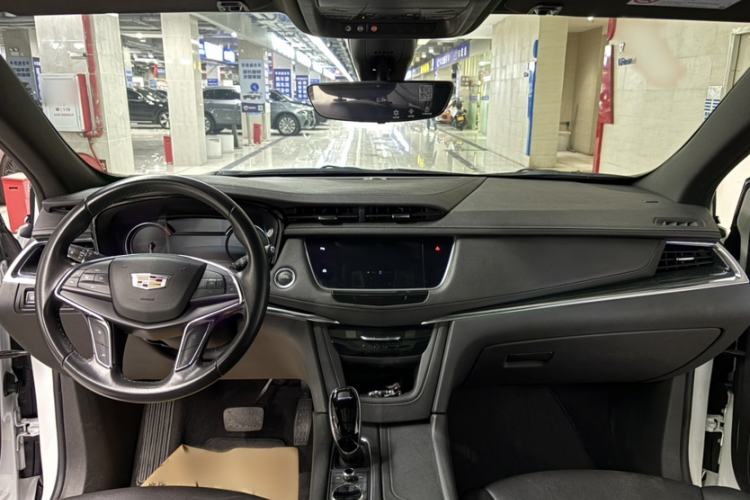 Used Cadillac XT5 2021 28T Luxury Version