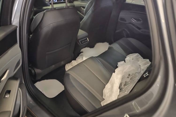 Used BYD Qin L 2025 DM-i Smart Drive 80KM Leading Model