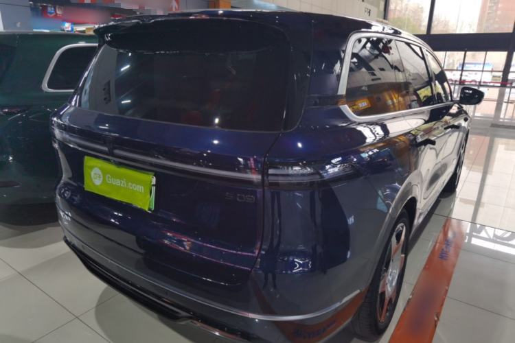 Used  S09 2025 Four-Wheel Drive Ultra+ Custom Edition
