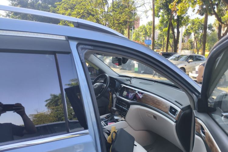 Used GAC Trumpchi GS8 2017 320T Two-Wheel Drive Luxury Smart Connectivity Version (7 Seats)
