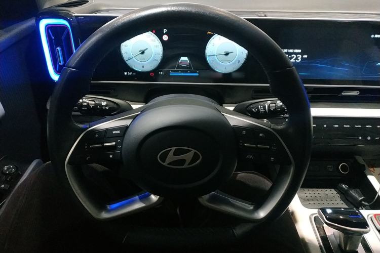 Used Hyundai ix35 2023 Musso 2.0L Flagship Edition TOP
