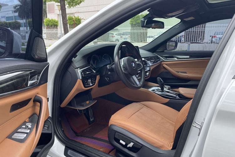 Used BMW 5 Series 2018 Restyled 530Li Luxury Edition M Sport Package
