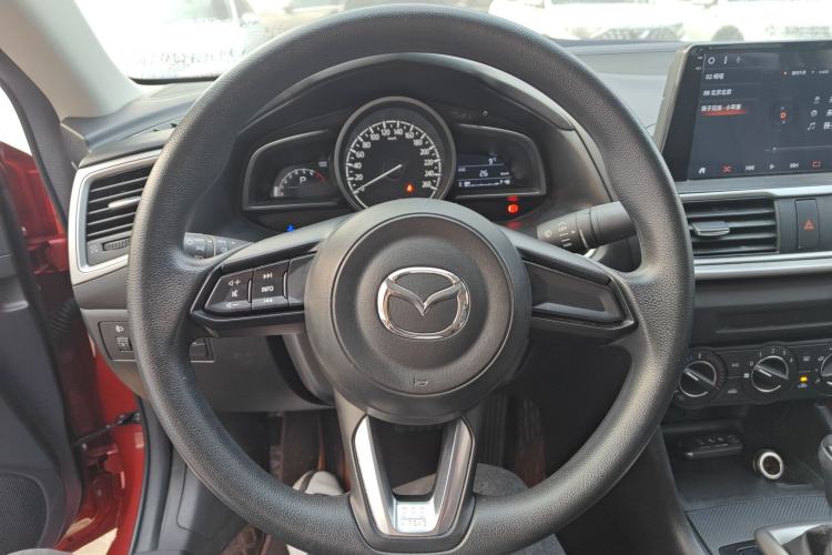 Used Mazda Mazda 3 Axela 2019 Cloud-Controlled Version Sedan 1.5L Automatic Comfort Trim China VI Standard
