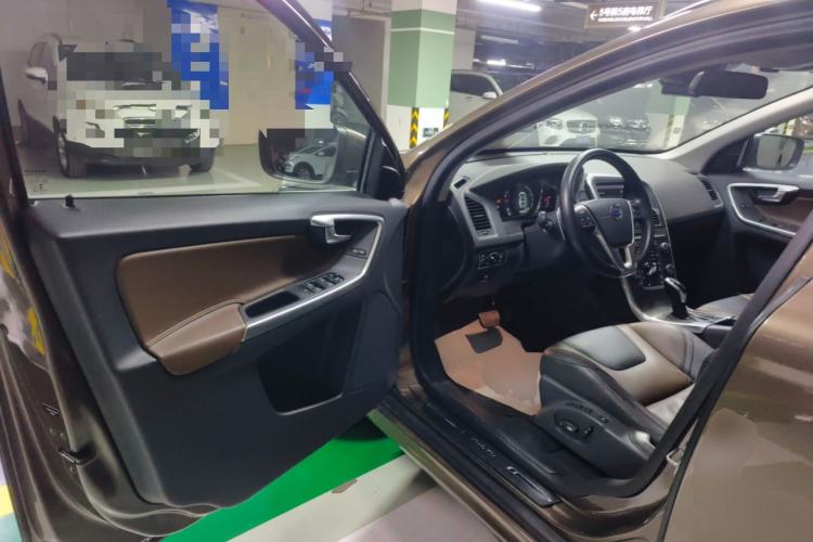 Used Volvo XC60 2014 T6 Zhiyi Edition
