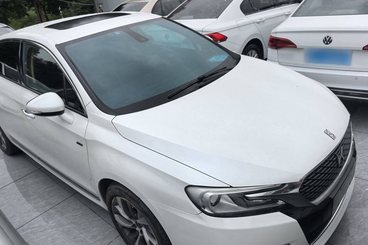 Used  5LS 2014 1.6T Luxury Edition THP160
