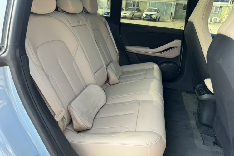 Used Nio ET5T 2023 75 kWh Touring