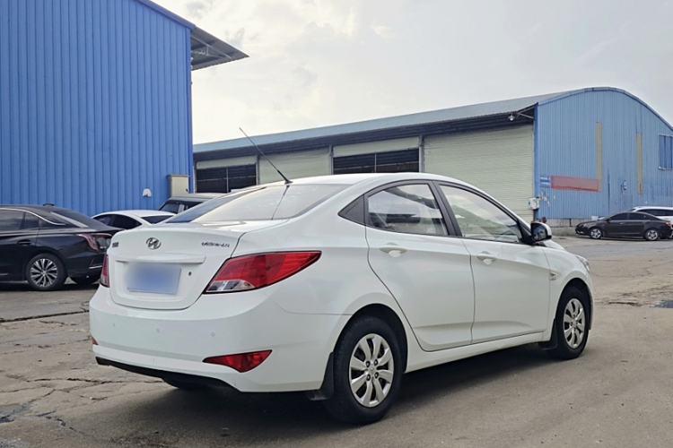 Used Hyundai Verna 2014 1.4L Manual Smart GLS Trim